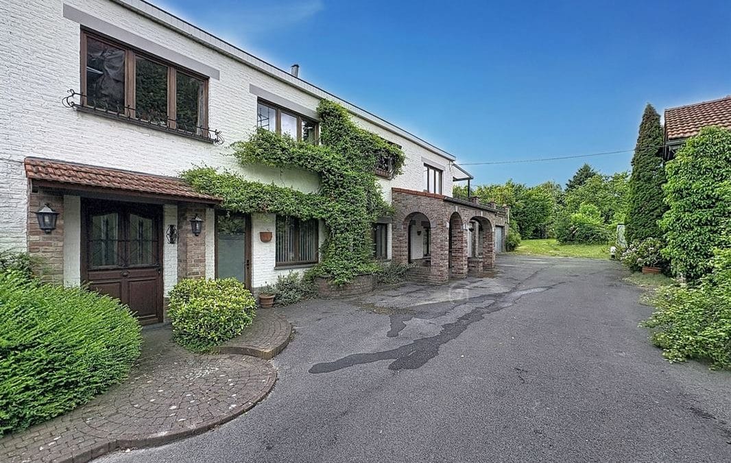 Maison aux nombreuses possibiltés d&rsquo;aménagement située sur les hauteurs de Grivegnée