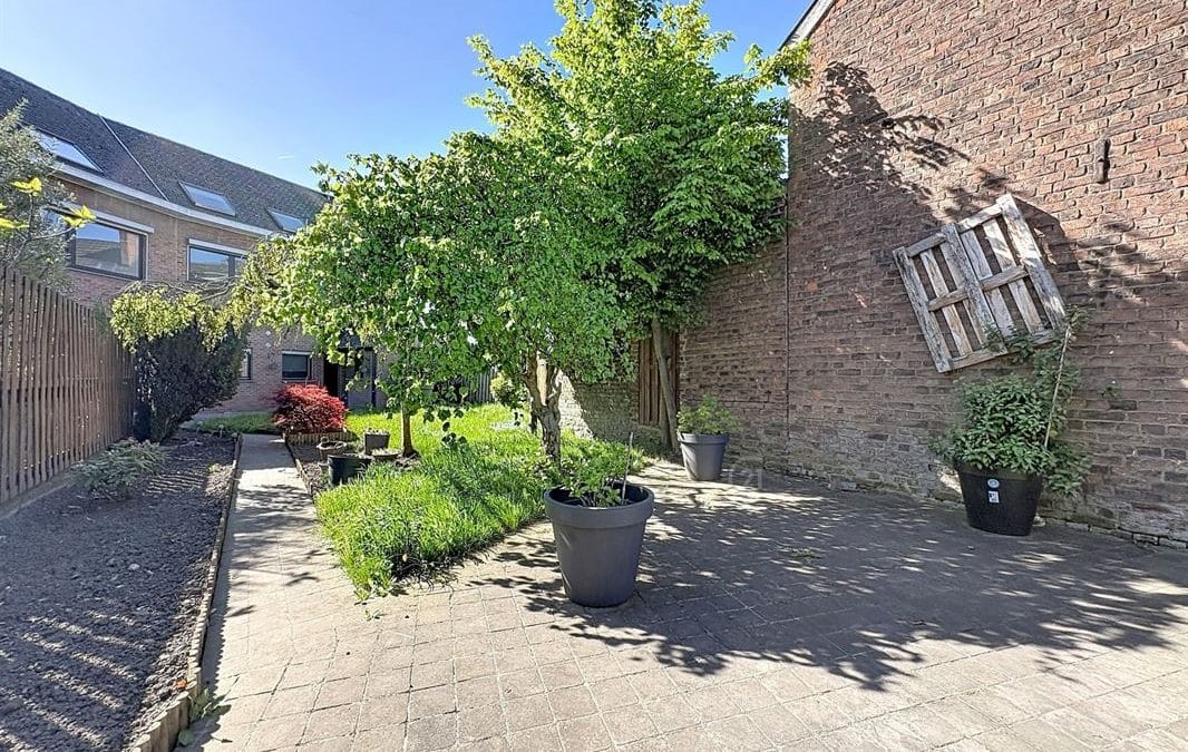 Maison 3 chambres avec jardin et garage située au coeur du village