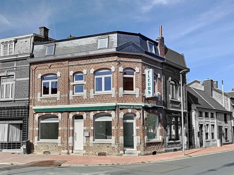 Maison remise à neuf avec beau potentiel d’aménagement à Vaux s/Chèvremont